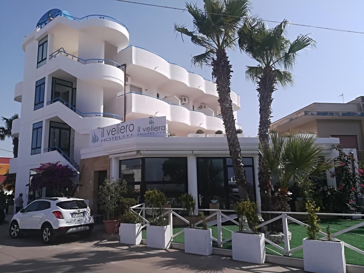 Hotel Il Veliero Торре-Сан-Джованні-Удженто Екстер'єр фото