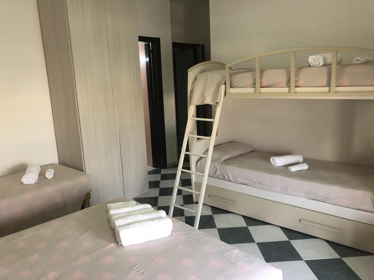Hotel Il Veliero Торре-Сан-Джованні-Удженто Екстер'єр фото
